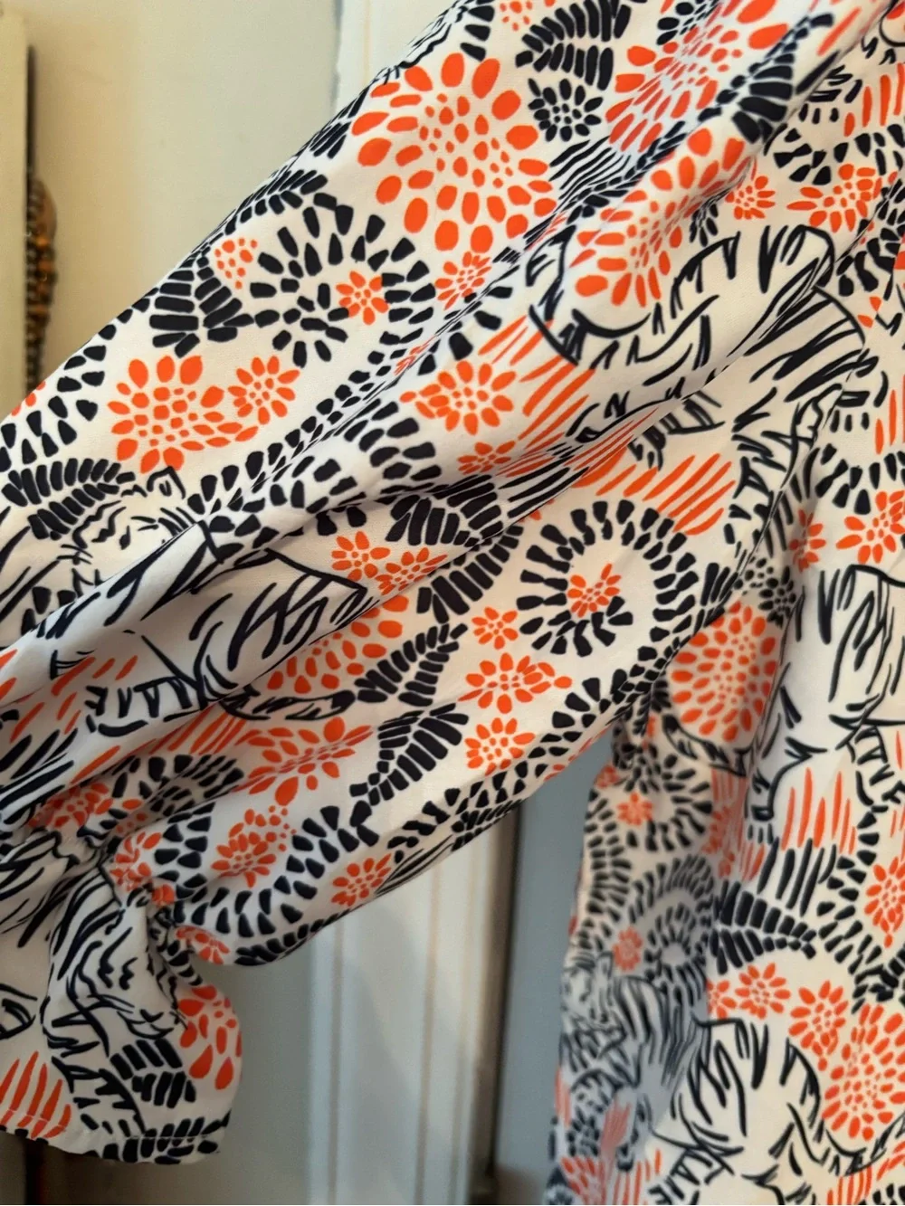 Mary Square lightweight floral